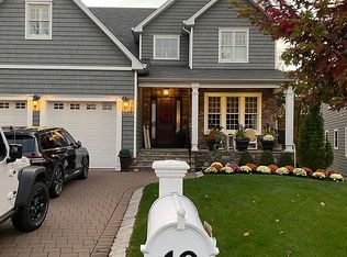 19 Mountaintop Ter, Little Falls, NJ 07424