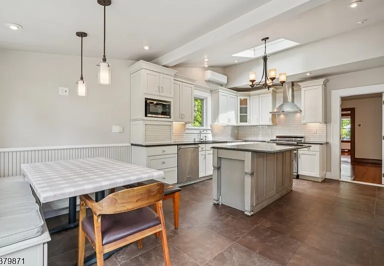 163 Myrtle Ave — Photo 13