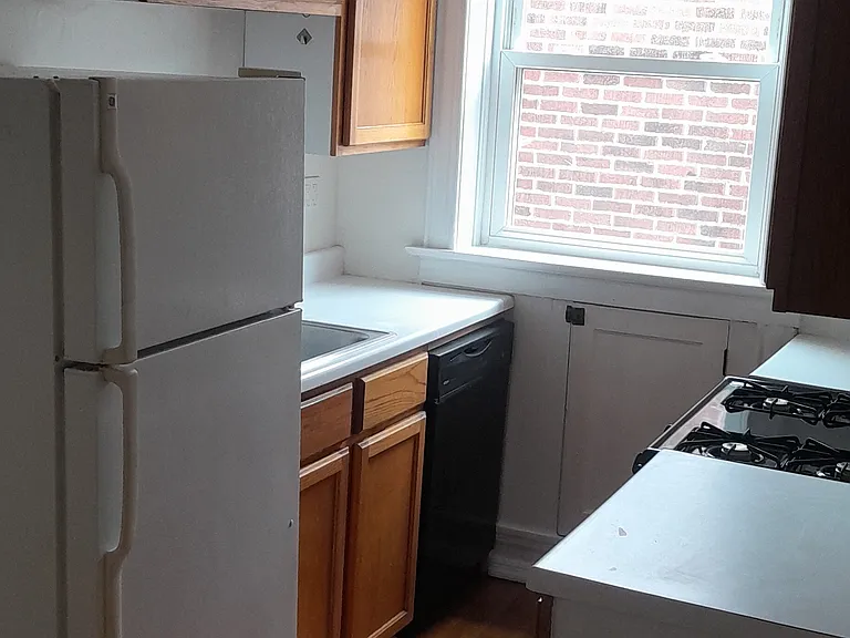 3148 Magnolia Ave #2W — Photo 9