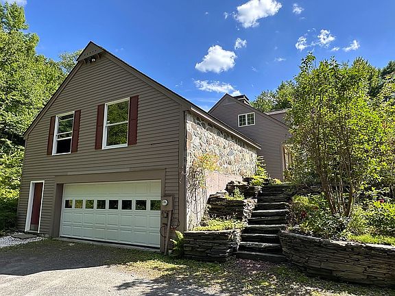 5th image of 1883 Crosstown Rd
