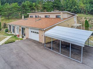 16 Hannah Cir, New Castle, VA 24127