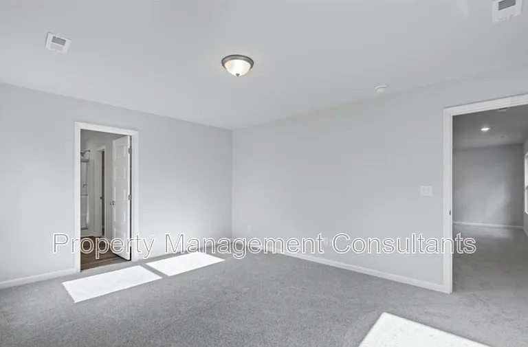 27982 Chalmers Cir — Photo 15