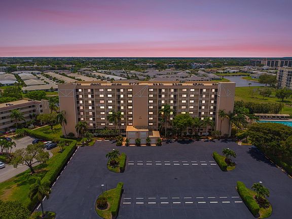 2nd image of 7240 Huntington Lane #105