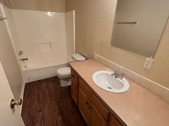 5th image of 402 S 12th St #6719993