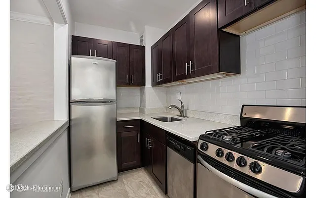 Rented by Douglas Elliman | media 20