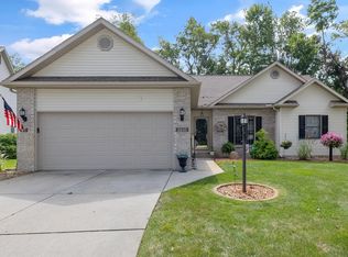 2202 Woodland Ct, Elkhart, IN 46514