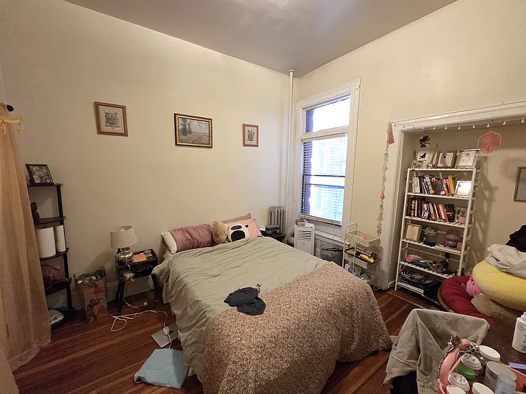 219 Harvard St #7 — Photo 8