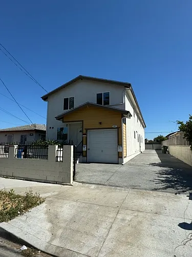 638 W Colden Ave Photo 1