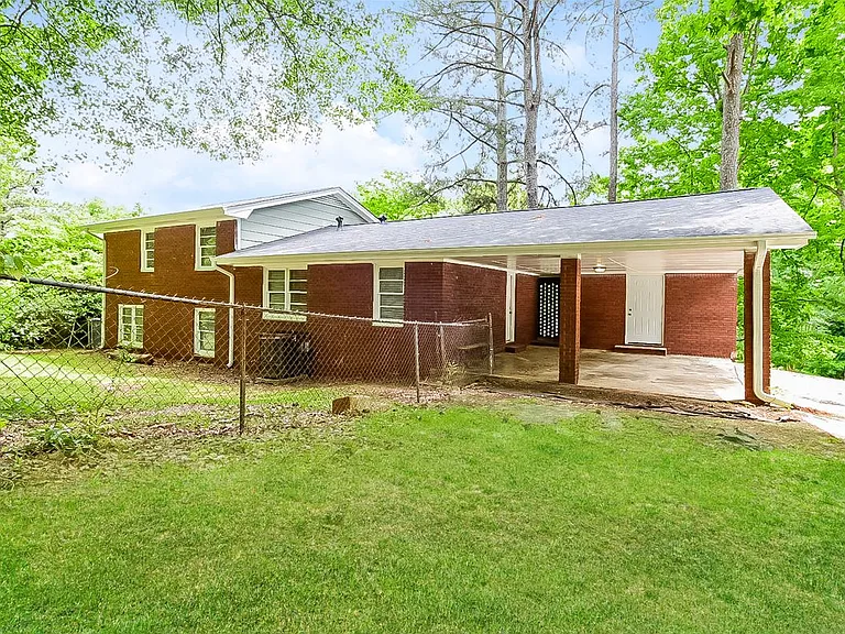 7015 Knollwood Dr — Photo 15