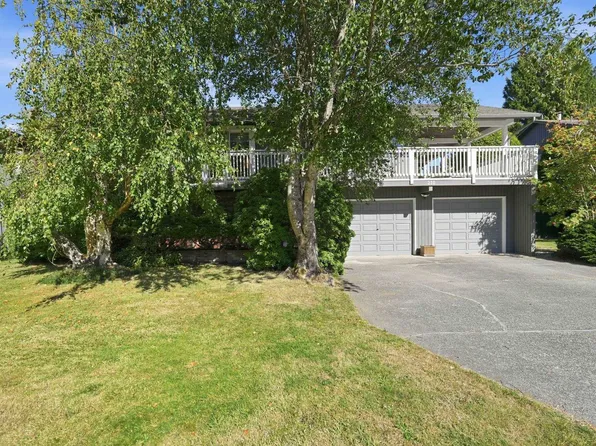 210 Murphy Dr W, Delta, BC V4M 3N9