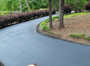 109 White Eagle Trl, Mineral Bluff, GA 30559