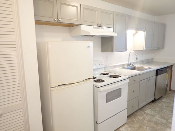 4th image of 10302 123rd Street Ct E APT 4