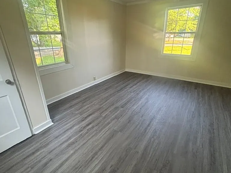 115 Miller Blvd — Photo 3