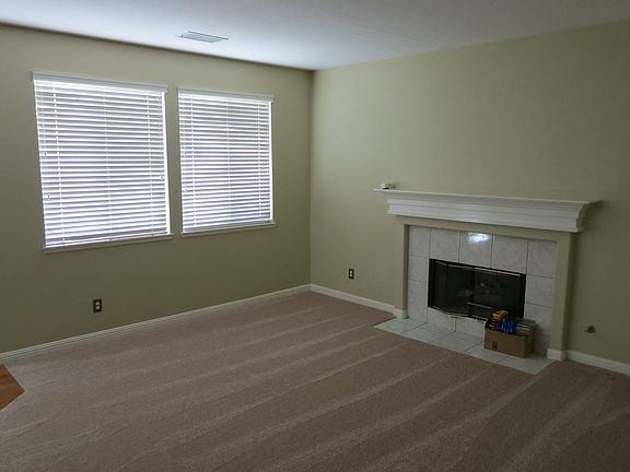 4th image of 1578 Imperial Ct