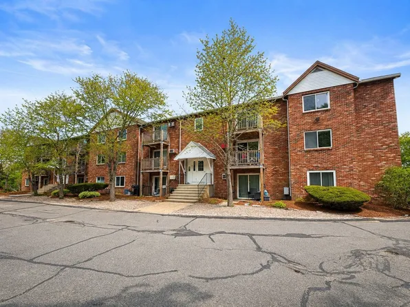 92 Sandwich Rd #4D, Buzzards Bay, MA 02532