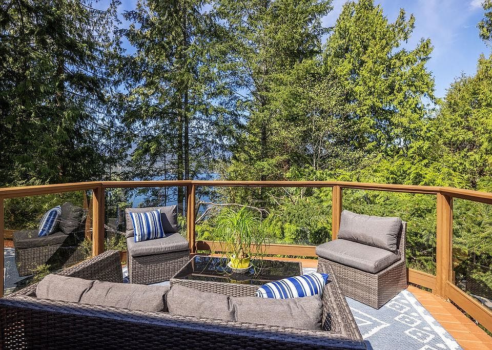 1st image of 5864 Skookumchuk Rd