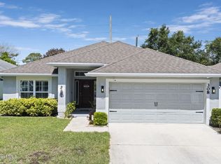 308 Briarcliff Cir, Sebastian, FL 32958