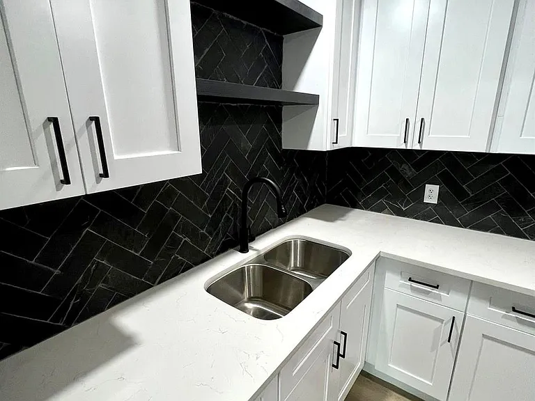 2107 Garvey Dr — Photo 11