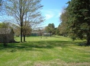 6028 State St, Pellston, MI 49769