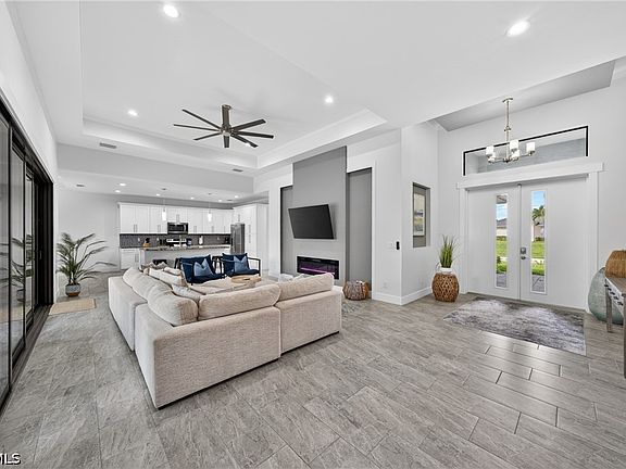3rd image of 3833 SW 14th Pl