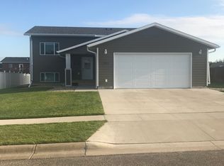 1419 13th Ave SW, Aberdeen, SD 57401