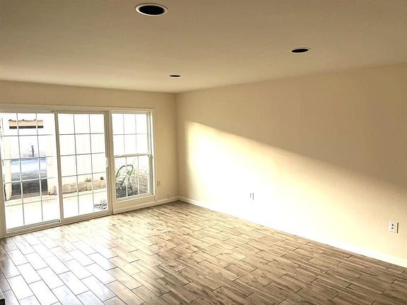4th image of 7822 Woodway Dr