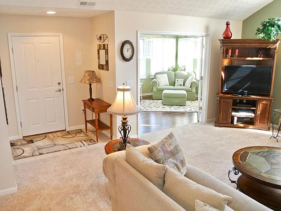 4th image of 1283 Cascade Dr