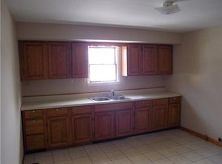 2215 S A St, Elwood, IN 46036