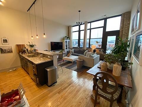 4th image of 1434 W 21st St #320