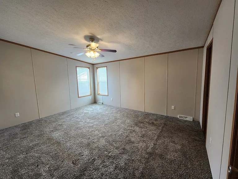 Belle Villa Lake — Photo 43