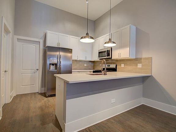 4th image of 1728 W 21st St #1R