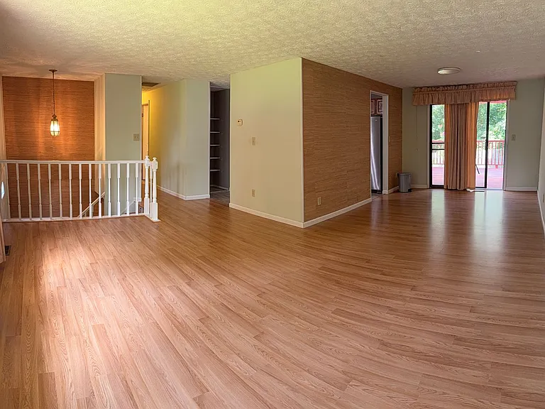 6775 Windfaire Dr — Photo 4