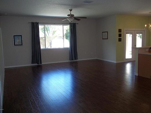 4th image of 5820 Hummingbird Ct