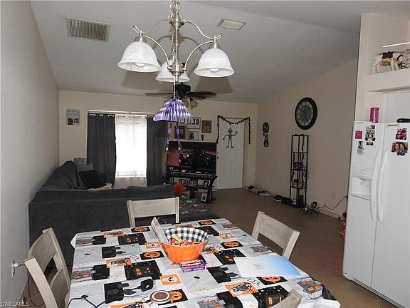 2nd image of 2117 SE 1st Ter