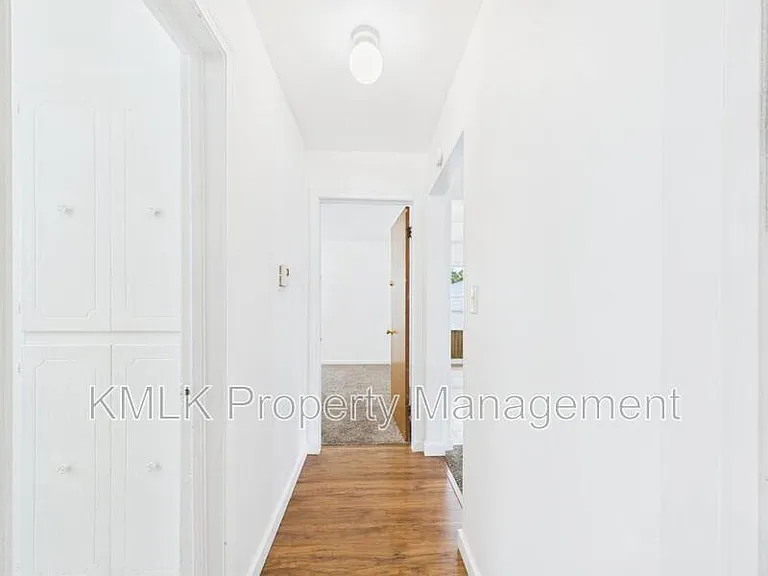 636 Lurie Ave — Photo 16