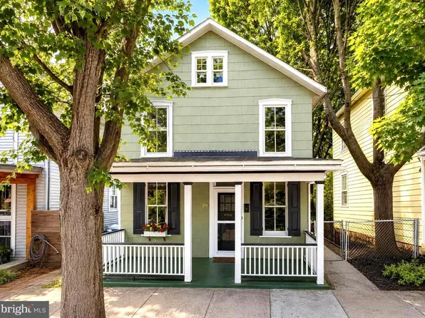 29 S Rosanna St, Hummelstown, PA 17036