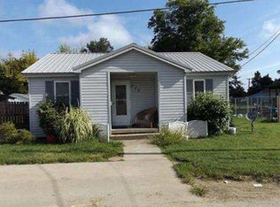 206 Sycamore St, East Prairie, MO 63845