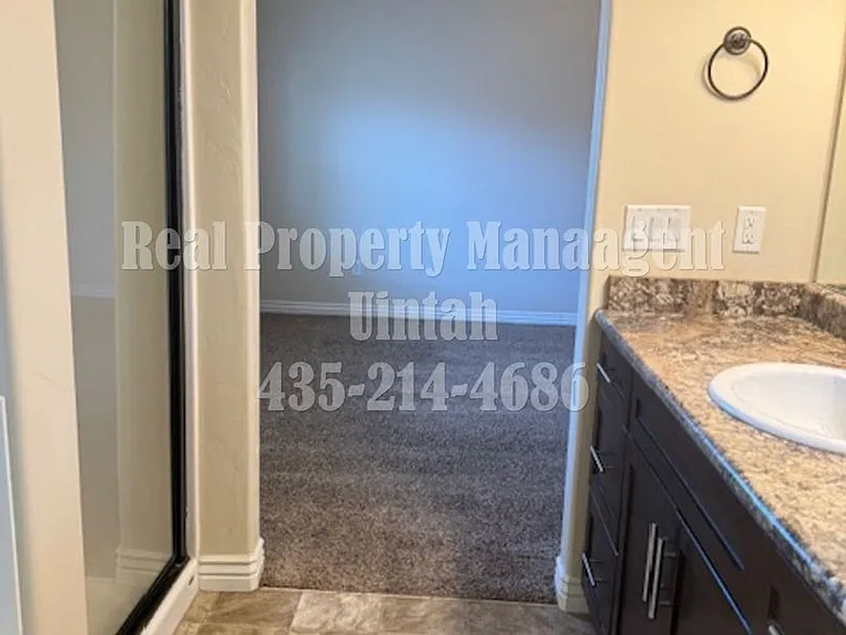 428 E Gray Fox Ln — Photo 22