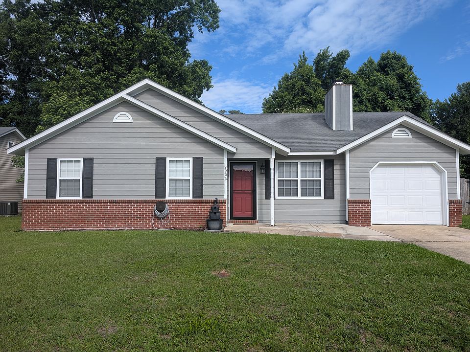 Front Exterior of the home