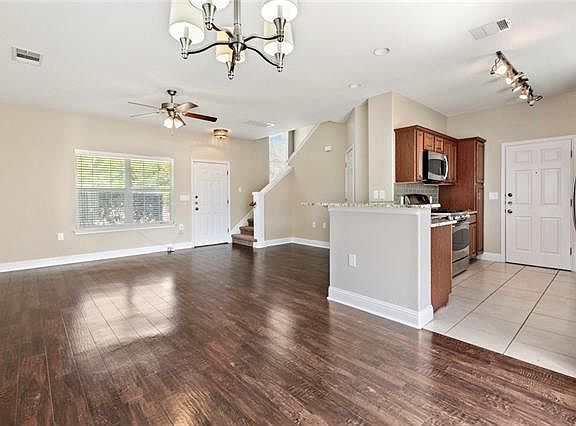 3rd image of 6009 Fairway St #1A