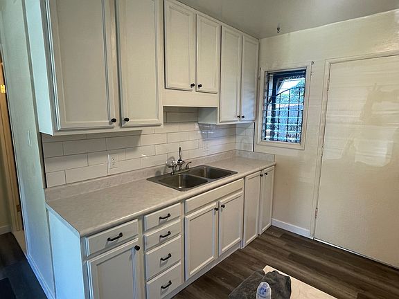 5th image of 98-1391 Hinu Pl APT B