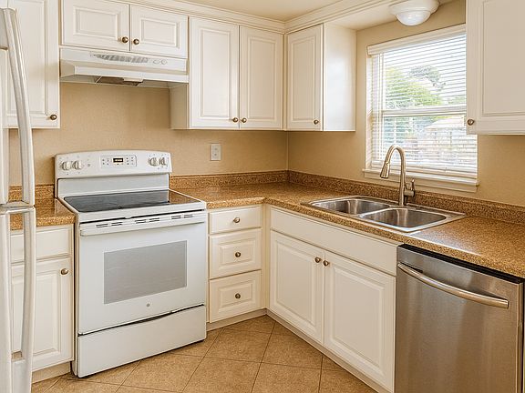 2nd image of 257 Poe Ave