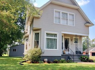 502 S Gray St, Sidell, IL 61876