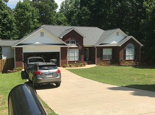 324 Patrick Cir, Jenkinsburg, GA 30234