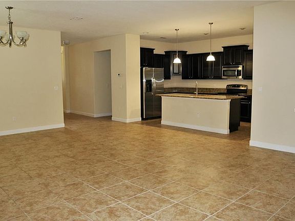 4th image of 1854 Thetford Cir