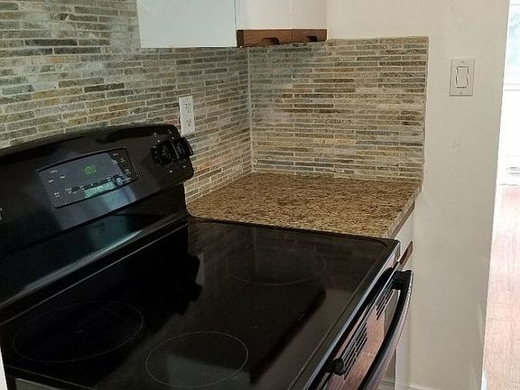 5th image of 4801 Sherwell Dr