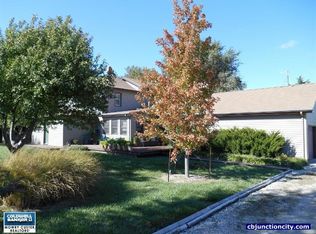 2277 1st Rd, Junction City, KS 66441