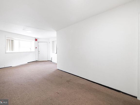 5th image of 886 N 66th St