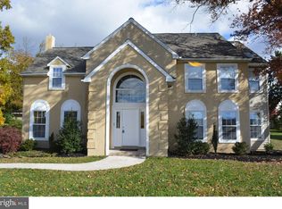 977 Horsham Rd, North Wales, PA 19454