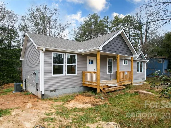 127 Hawthorne Dr, Brevard, NC 28712